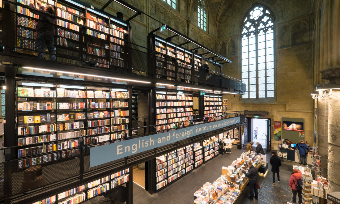 Largest Dutch publisher to use AI to translate books into English