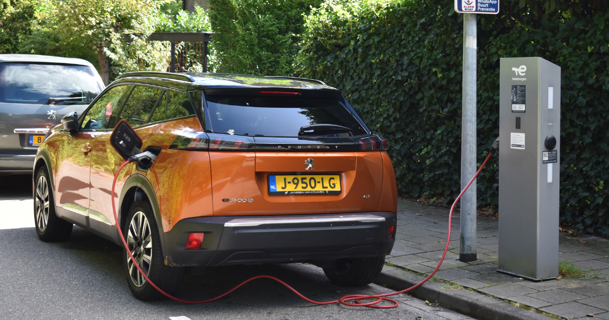 Fewer Dutch drivers interested in switching to electric cars, survey shows