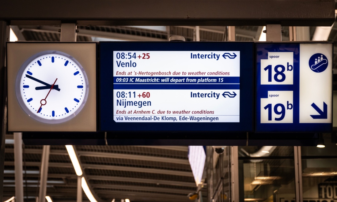 Tired of reporting train delays? Two Utrecht students have a solution!