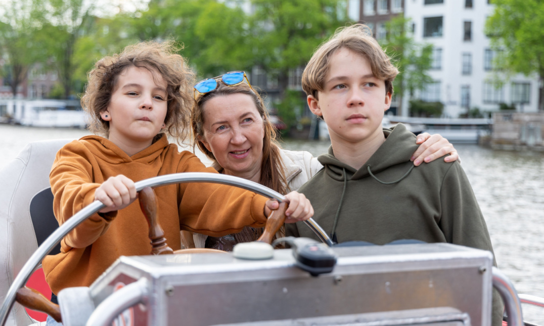 7 useful tips for families moving to Amsterdam 