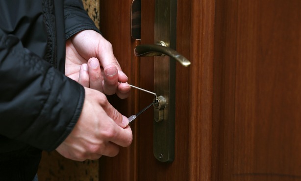 Number of burglaries and fires drop in the Netherlands 