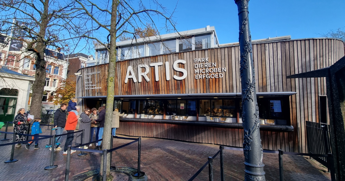 Artis Zoo becomes world’s first zoo to be certified Urban Night Sky Place