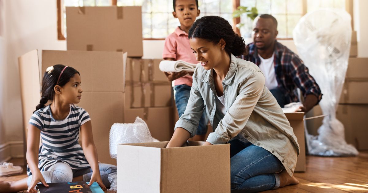 How groupage shipping saves you money on your overseas move