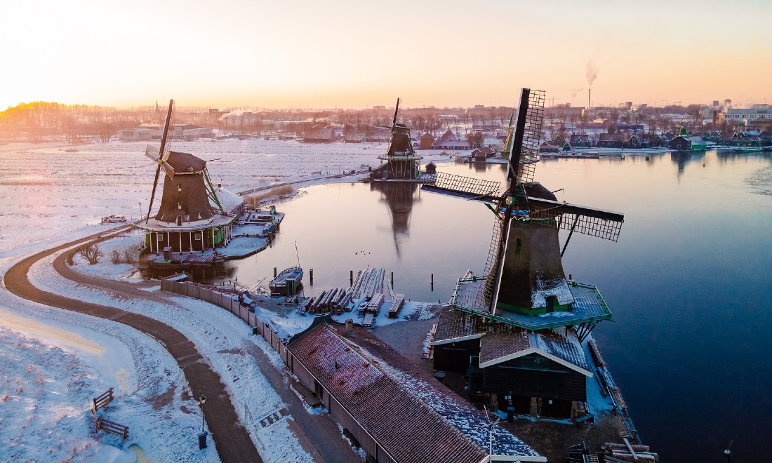 [Video] Walking in a Dutch winter wonderland 