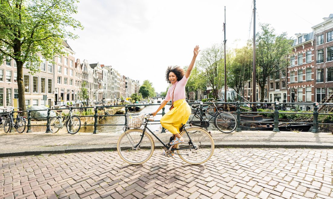 The first things to arrange when you arrive in the Netherlands