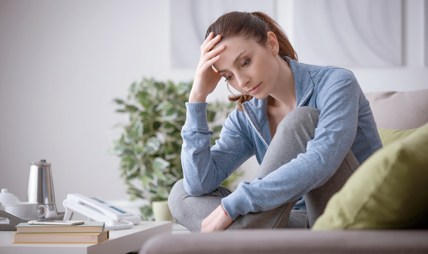 Tips to overcome loneliness when it knocks at your door