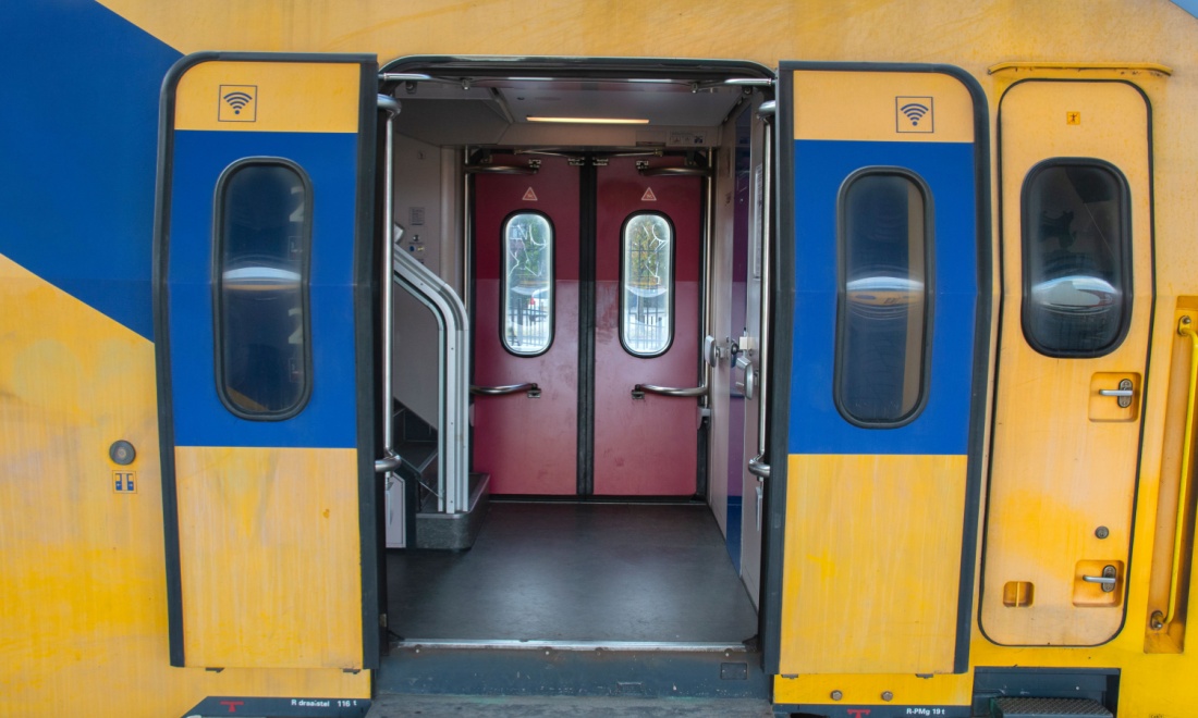 Investigations underway after NS train cleaner dies mysteriously in Utrecht