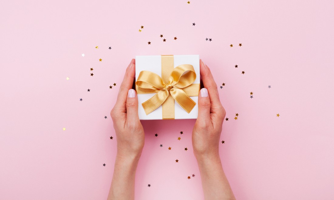 Gift-giving rituals in the Netherlands