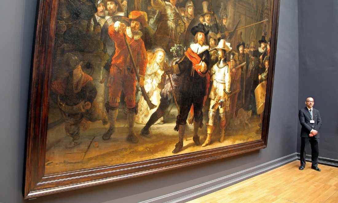 Rembrandt’s Night Watch is on display in its original size, thanks to artificial intelligence