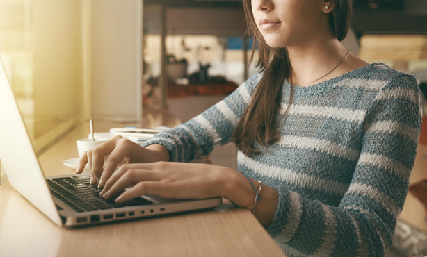 Job hunting and the procrastination game