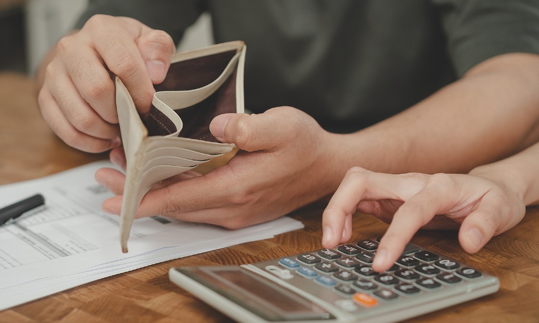 Inflation causing the majority to budget even more carefully than in June